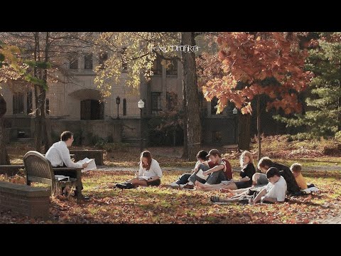 A playlist to romanticize studying on a autumn afternoon | Dark Academia