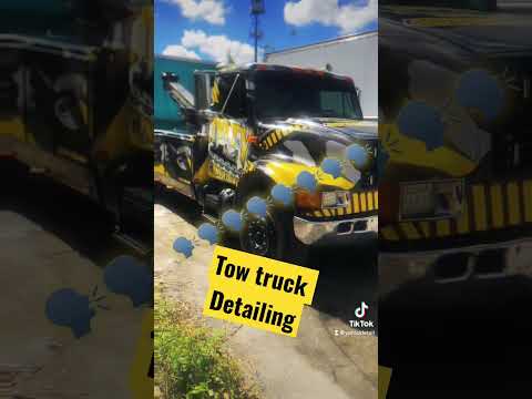 Detailing this tow truck #youtube #detailing #youtubeshorts #yanlaidetail#towtruck