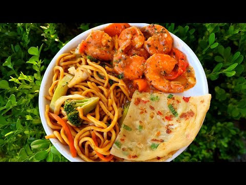 Pepper Shrimp, Vegetable Lo Mein, Scallion Paratha, Fried Rice & Chunky Veg! #CookWithMe