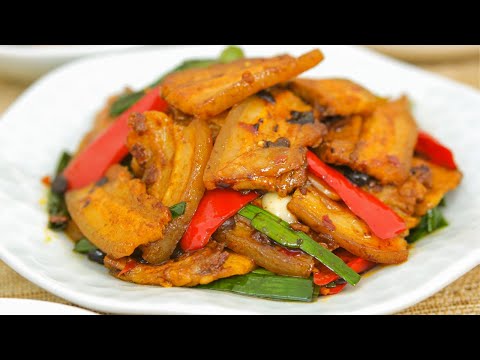 Easy Chinese Twice Cooked Pork Recipe (回锅肉)