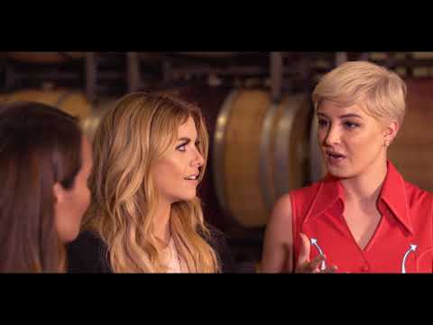 Live In The Vineyard Goes Country: Behind the Scenes with Lindsay Ell