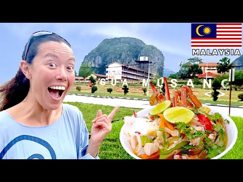 Trying fish in the Malaysian jungle! | Gua Musang Kelantan