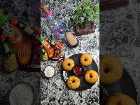 Potato Donuts Recipe | Aloo Donuts | Soft & Fluffy Donuts | 5 min. Snacks #youtubeshorts #shorts