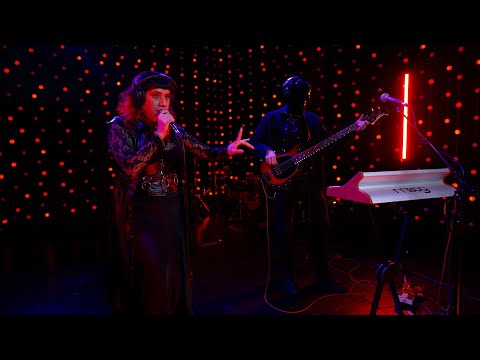 Dark Chisme - Yo Puedo Vivir Sin Ti (Live on KEXP)