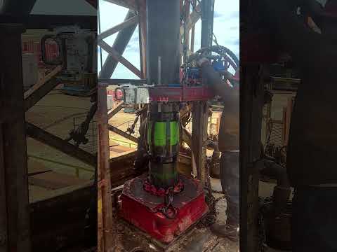 Casing Running #casing #drilling #oil #tripping  #rig