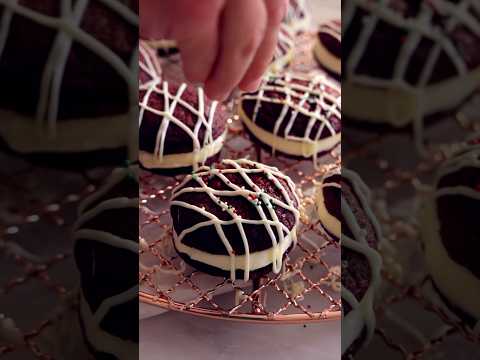 The Softest Red Velvet Cookies!