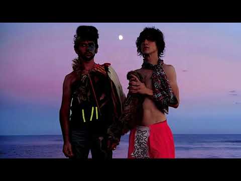 MGMT - KIDS  ( s l o w e d   +   r e v e r b )