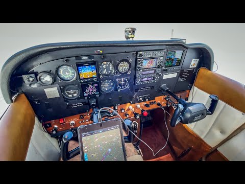 BUTTON BREAKDOWN: Flying Cockpit Tour - 1976 Cessna 172M