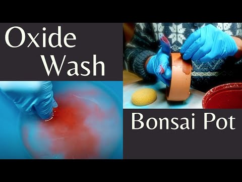 Oxide Wash application on bonsai pot