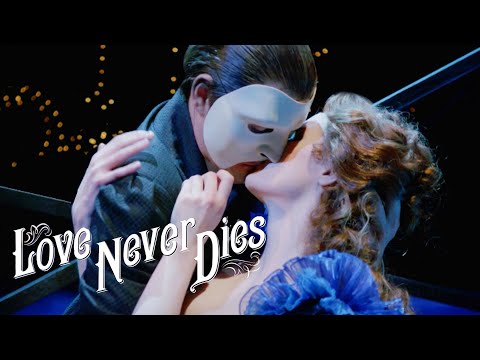 The Opening and Finale of Love Never Dies