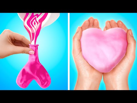 SNEAKY PRINCESS FOOD HACKS 👑🍭 How to Bring Snacks Like Royalty! Funny Situations by 123 GO FOOD