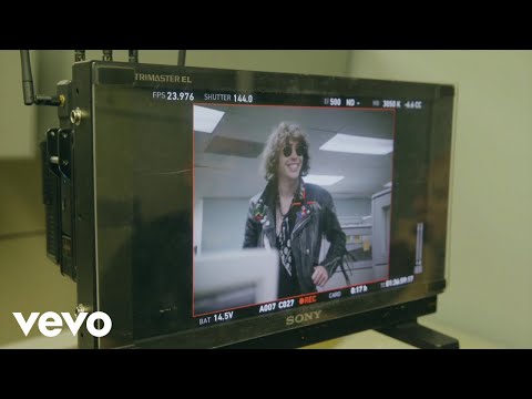 Barns Courtney - "99" (Behind The Scenes)