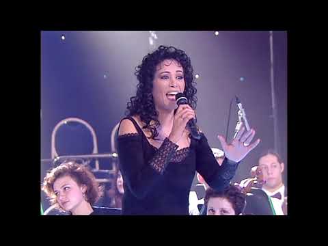 Show Me - Ofra Haza with Ofira Yosefi, Ravit Yosefi and Gabriella Lewis