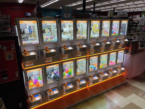 Japanese Grabber Toy Claw Games - Kiddleton Brand - Mitsuwa, Irvine, CA pachinko and toys